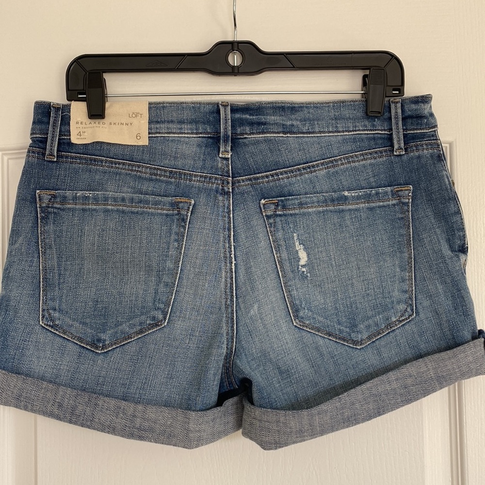 Light blue wash cuffed denim short - Picture 4 of 5